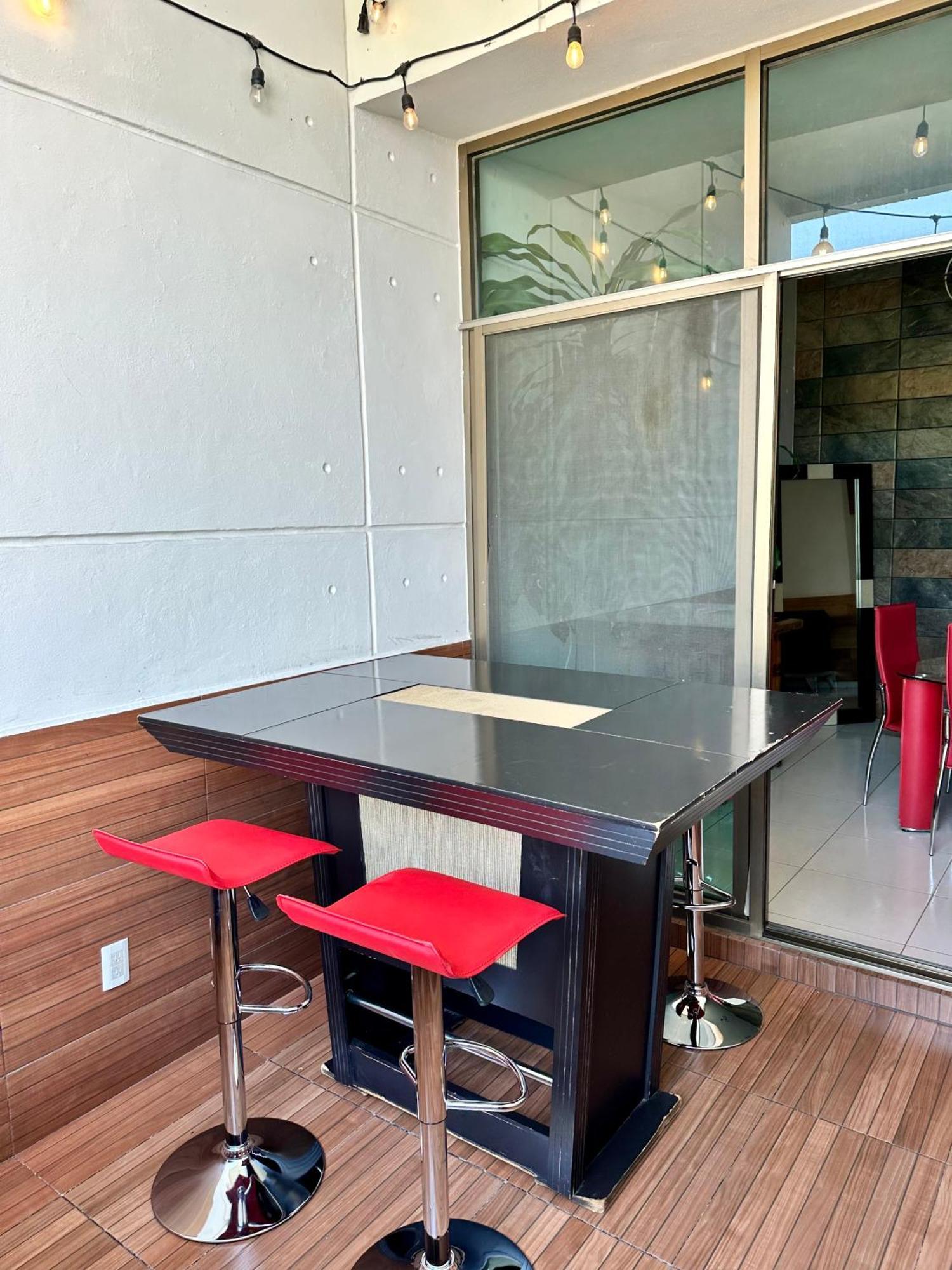 Loft Arte Y Diseno, Terraza, Asador, 3 Pantallas "Cuernavaca Somos El Unico Airbn Que Te Ofrece 2 Exclusivos Jacuzzis Profesionales Con Agua Caliente Y Sistema De Hidromasaje, Tipo Spa" Fraccionamiento Vigilancia 24 Horas Leilighet Eksteriør bilde