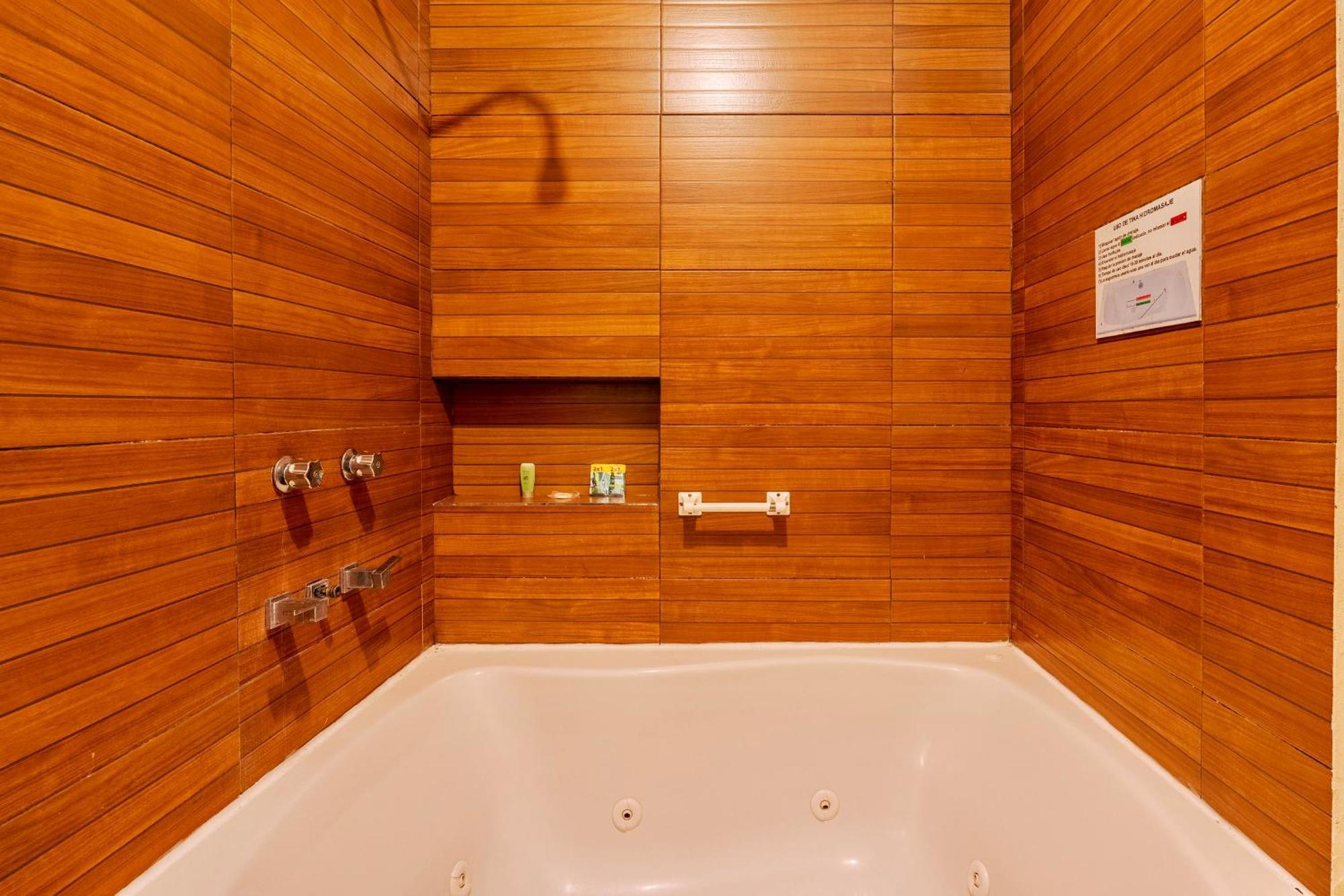 Loft Arte Y Diseno Alberca Climatizada, Amenidades Y Lujo, Terraza Privada Con Asador De Carbon, Cuernavaca Somos Los Unicos Que Te Ofrecemos Para Tu Uso Personal Y Exclusivo 2 Jacuzzis Con Agua Caliente Y Sistema De Hidromasaje Tipo Spa Eksteriør bilde