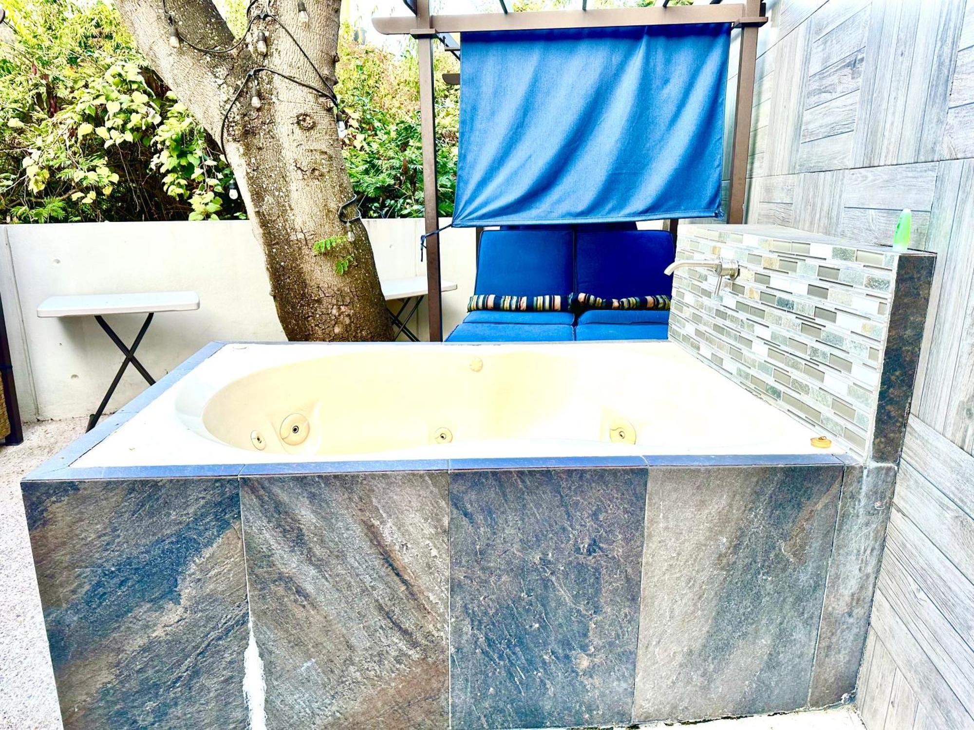 Loft Arte Y Diseno Alberca Climatizada, Amenidades Y Lujo, Terraza Privada Con Asador De Carbon, Cuernavaca Somos Los Unicos Que Te Ofrecemos Para Tu Uso Personal Y Exclusivo 2 Jacuzzis Con Agua Caliente Y Sistema De Hidromasaje Tipo Spa Eksteriør bilde